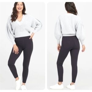 NWT Spanx The Perfect Pant Ankle 4-Pocket Classic Navy 20202 Size Medium T NEW